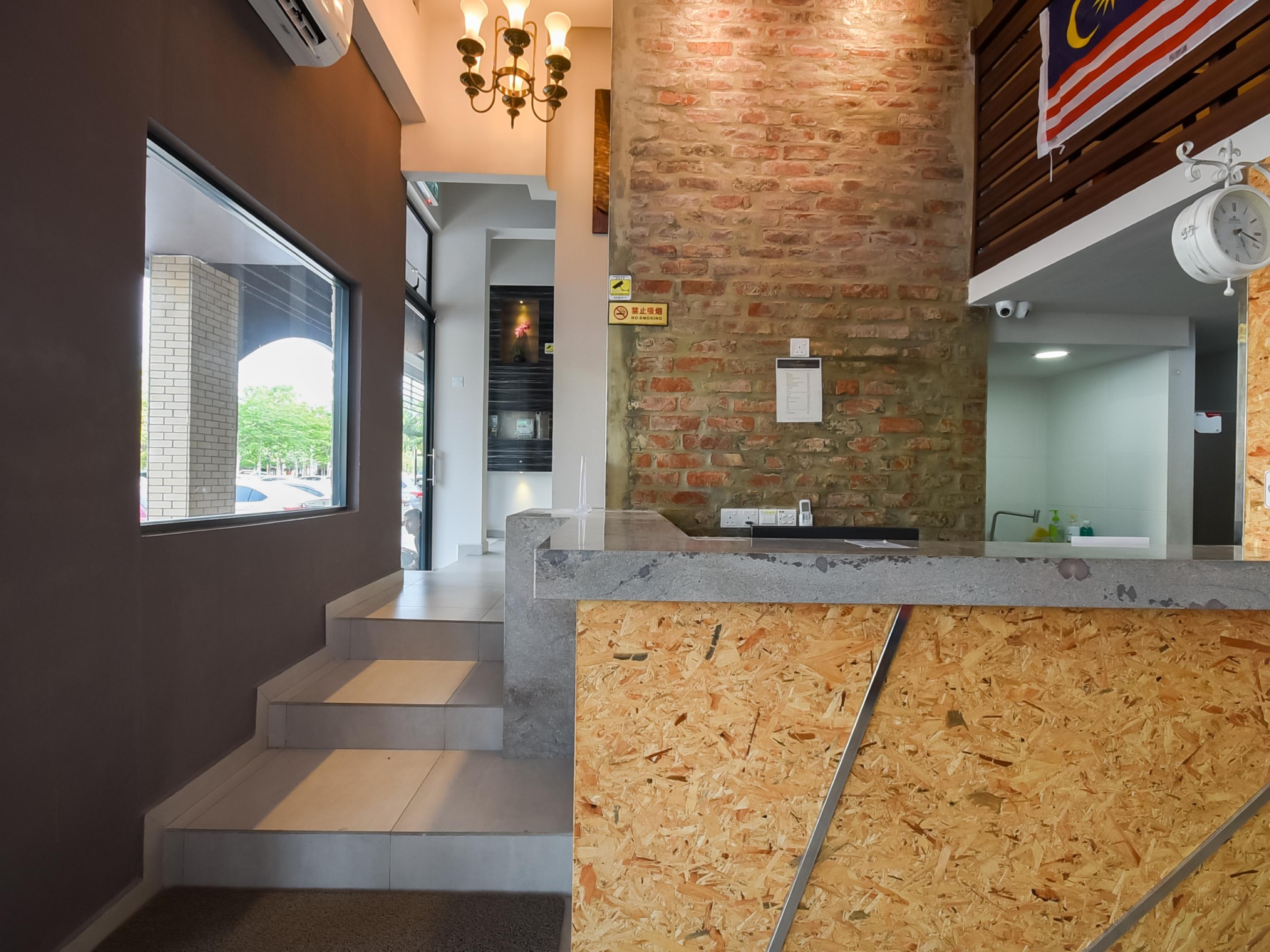 Oyo 1023 La Mirina Boutique Inn Ngoại thất bức ảnh