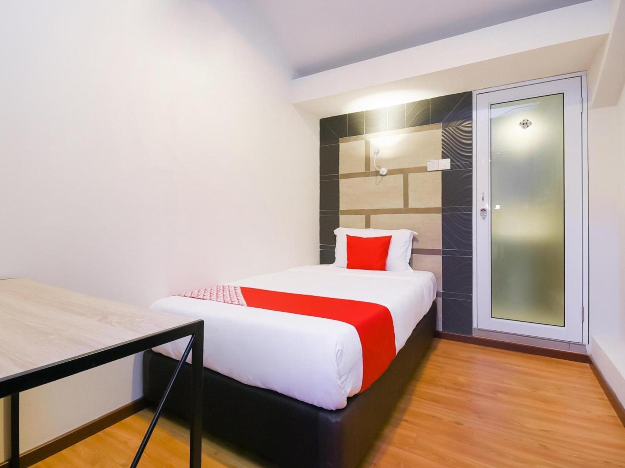 Oyo 1023 La Mirina Boutique Inn Ngoại thất bức ảnh
