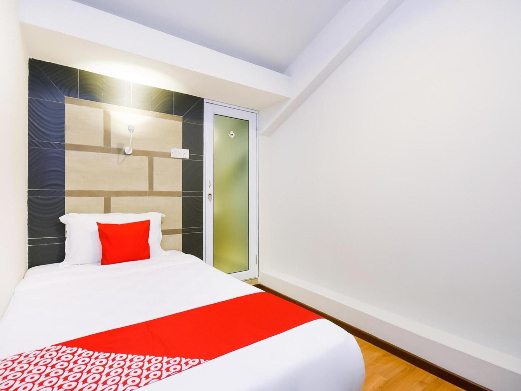 Oyo 1023 La Mirina Boutique Inn Ngoại thất bức ảnh