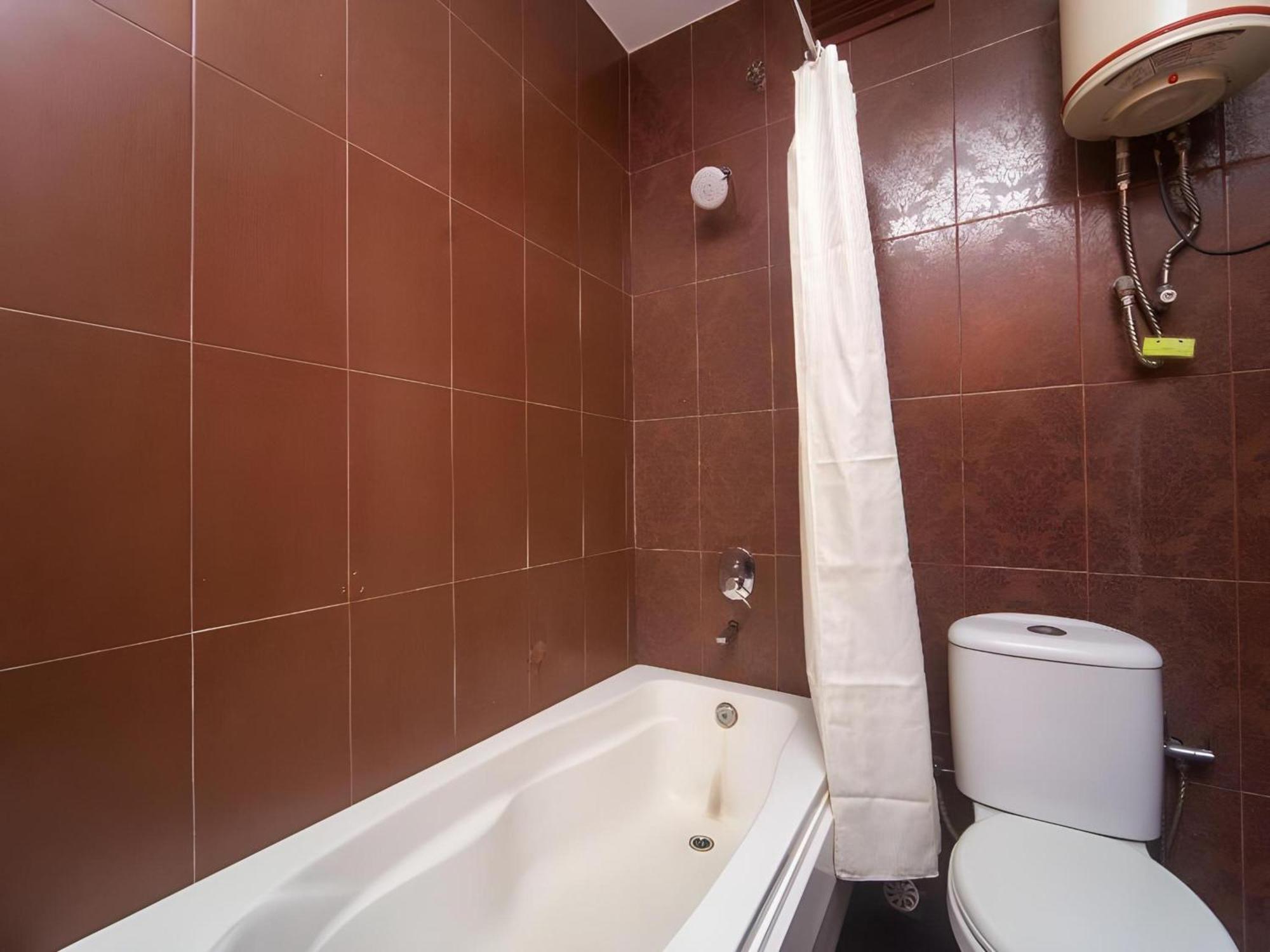 Oyo 1023 La Mirina Boutique Inn Ngoại thất bức ảnh